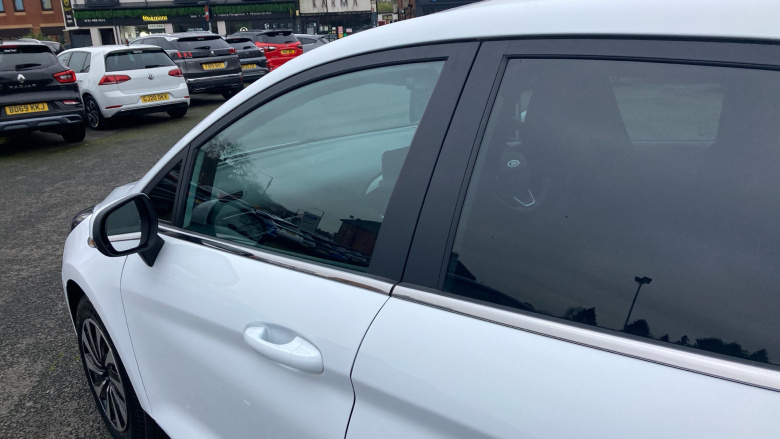 Ford Fiesta 1.0 EcoBoost Hybrid mHEV 125 Titanium 5dr Petrol Hatchback